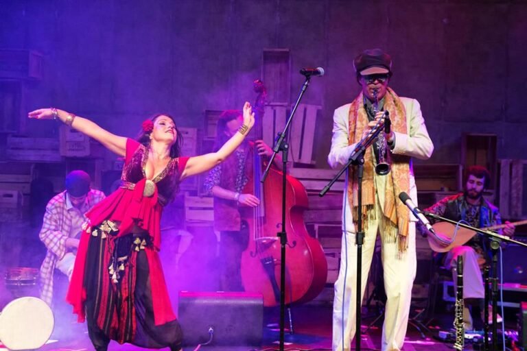 With okestra bandida, são paulo, 2016 B